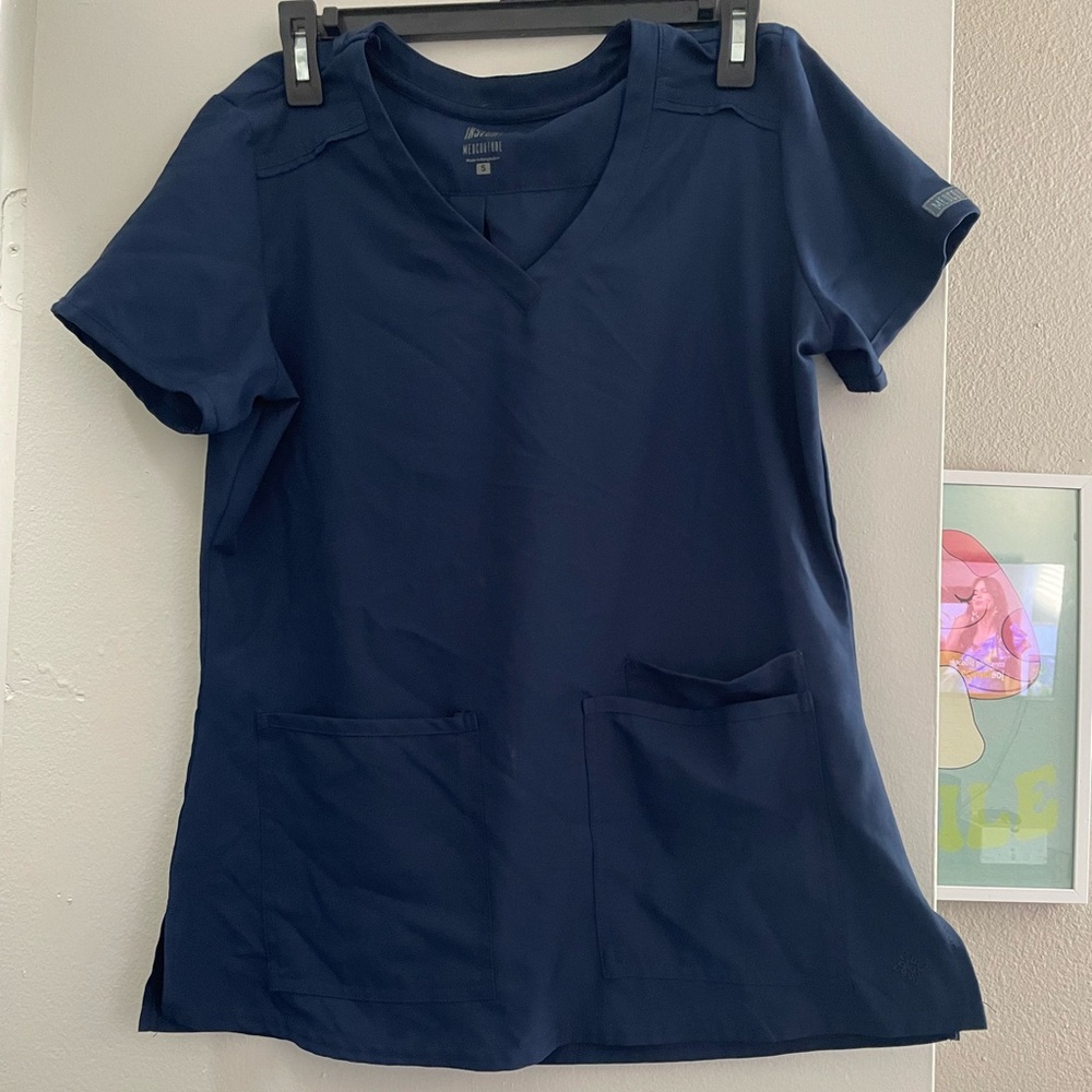Insight Medcouture scrub top